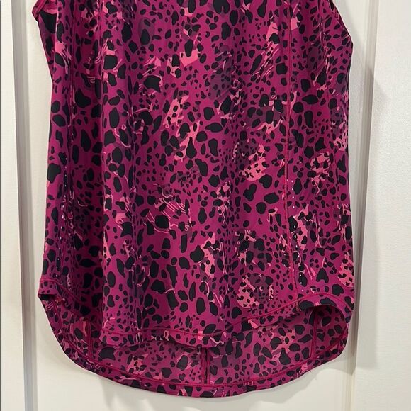 Lululemon Mesh Open Top - Pink/Purple Leopard Print, Size 10 - Picture 3 of 9